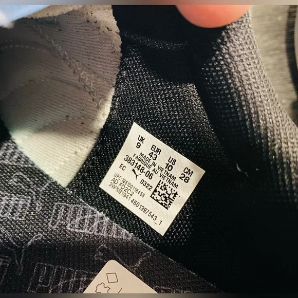 Puma Men's Black and White Sneakers - Picture 5 of 10